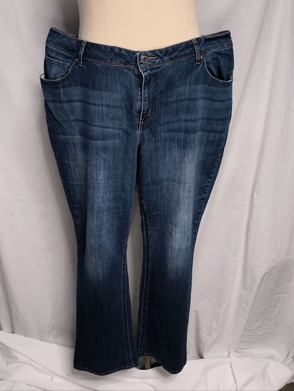 Maurices Women's Dark Blue Bootcut Jeans - 22 Long With stretch